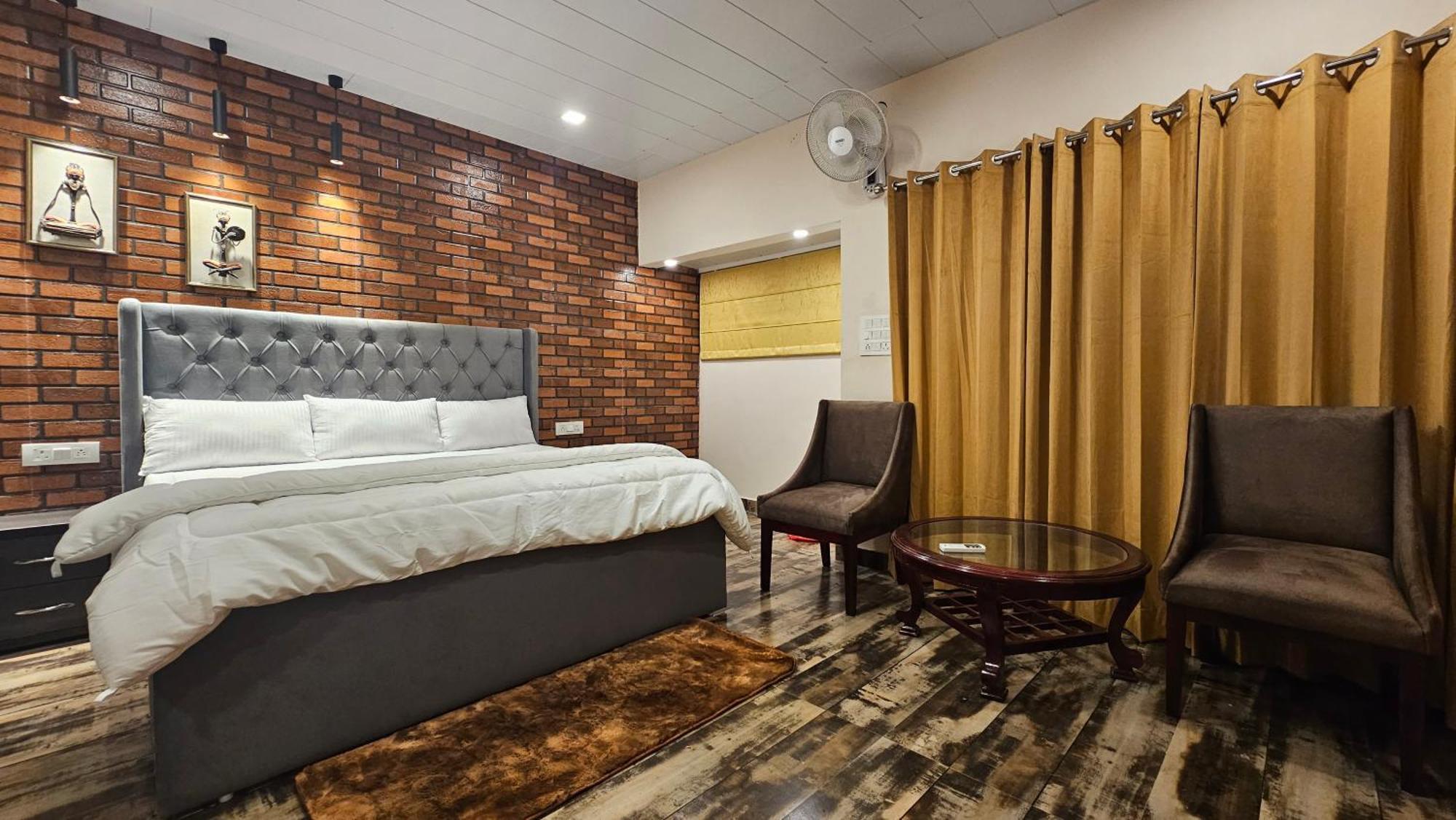 Hotel The Bohemian Casa Dehradun Habitación foto